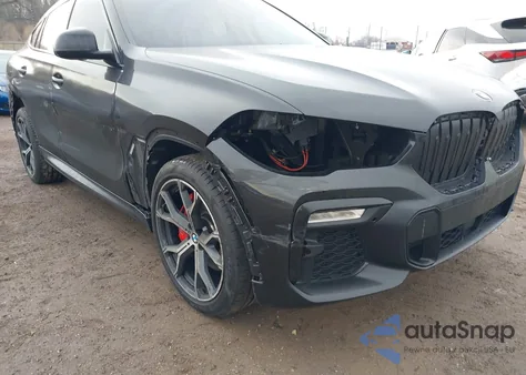 2021 BMW X6 xDrive40I z USA, uszkodzony, nr VIN 5UXCY6C03M9G82802